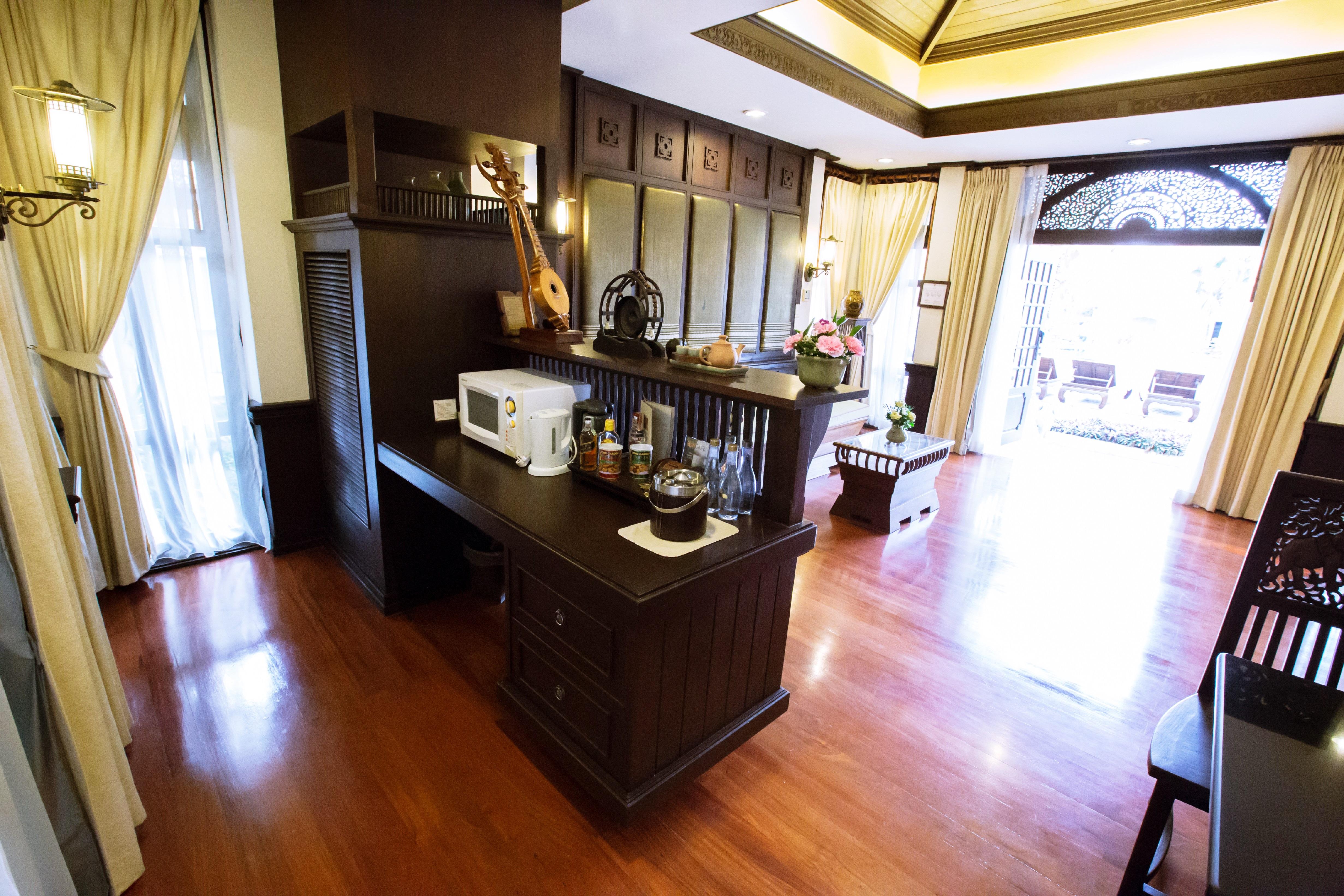 Wora Bura Hua Hin Resort & Spa Exteriér fotografie A typical room at the resort