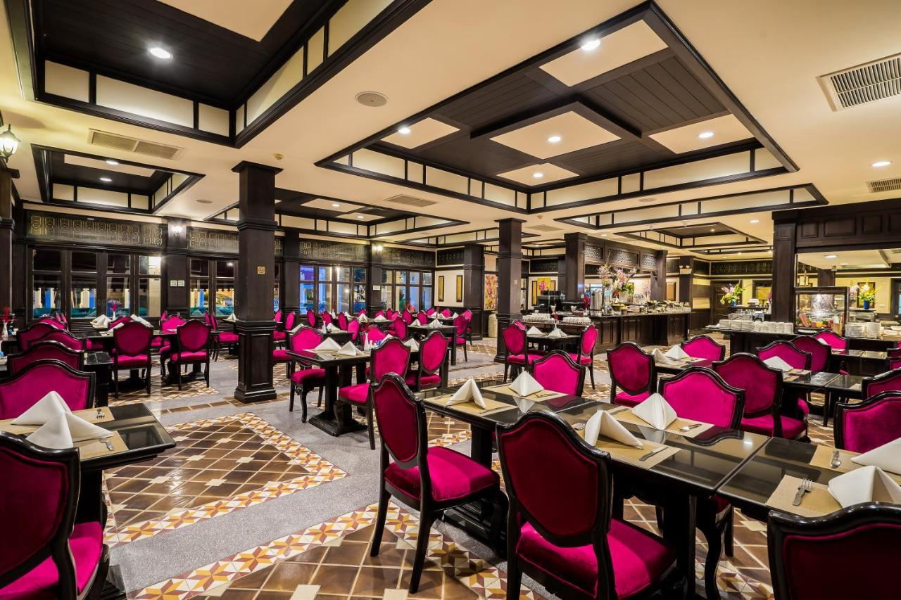 Wora Bura Hua Hin Resort & Spa Exteriér fotografie The restaurant